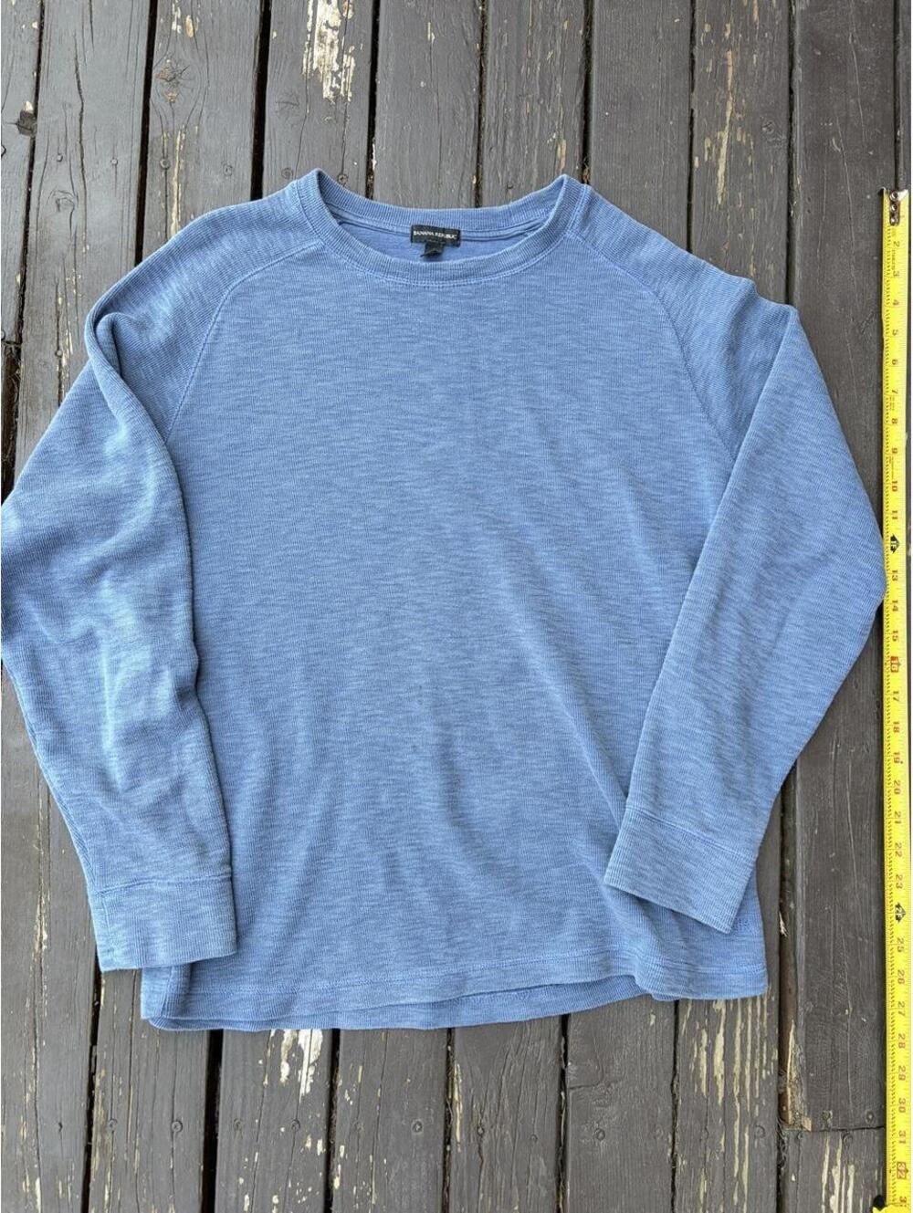 Banana Republic blue long sleeve shirt in size L #bananarepublic #workwear